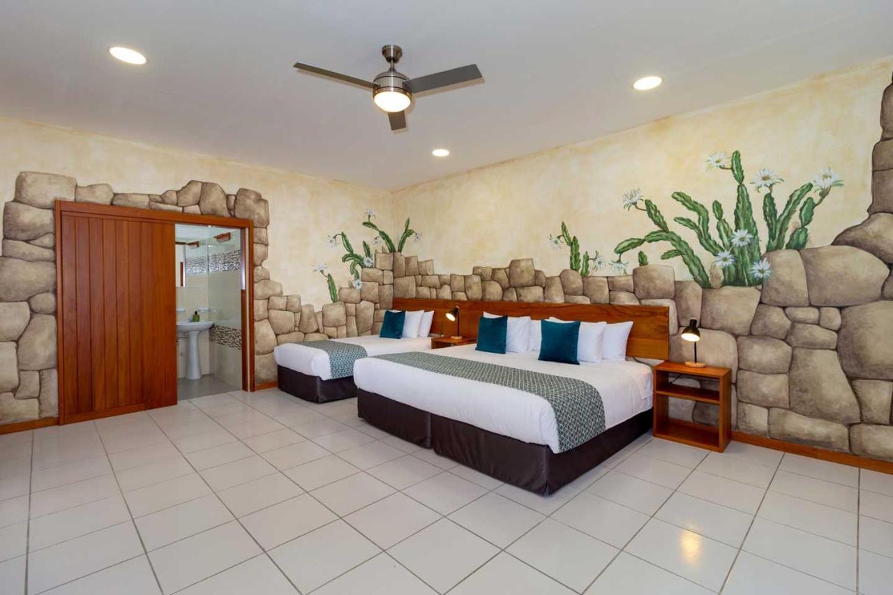 Plaza Luna Suites Puerto Ayora  Εξωτερικό φωτογραφία