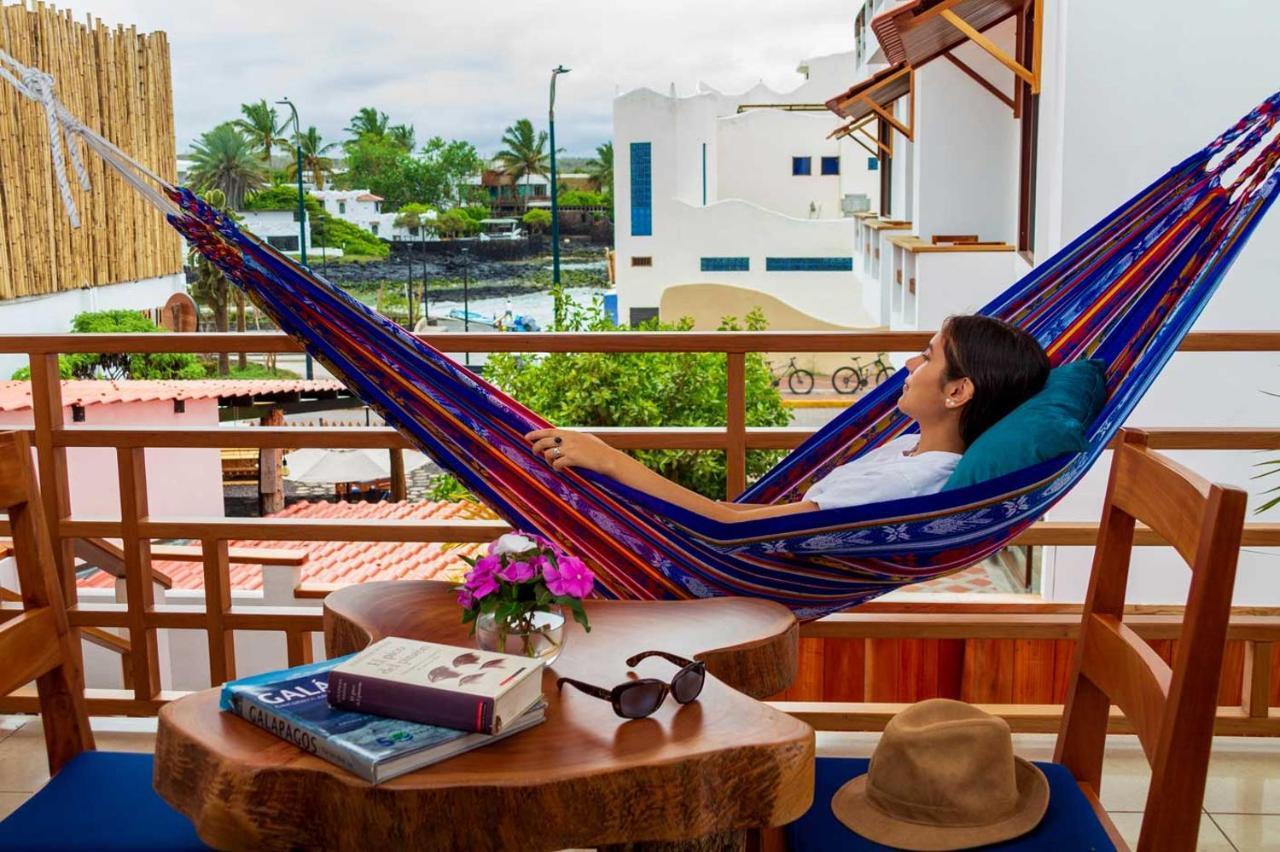 Plaza Luna Suites Puerto Ayora  Εξωτερικό φωτογραφία